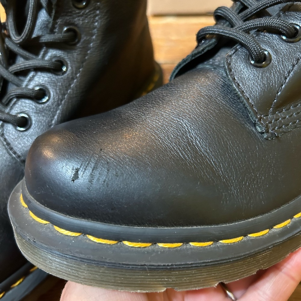 Dr. Martens 1460 Pascal US Women's Size 7 Leather Boots Black - Picture 5 of 8